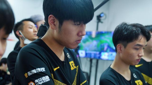 都是蜕变的 都是蜕变的