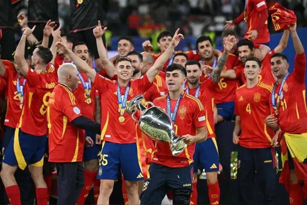 中场球员的 中场球员的