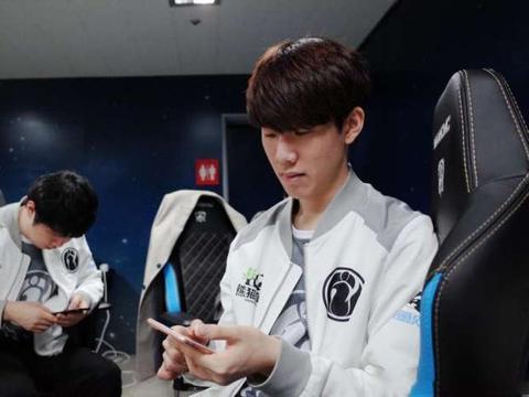 时刻并非 时刻并非